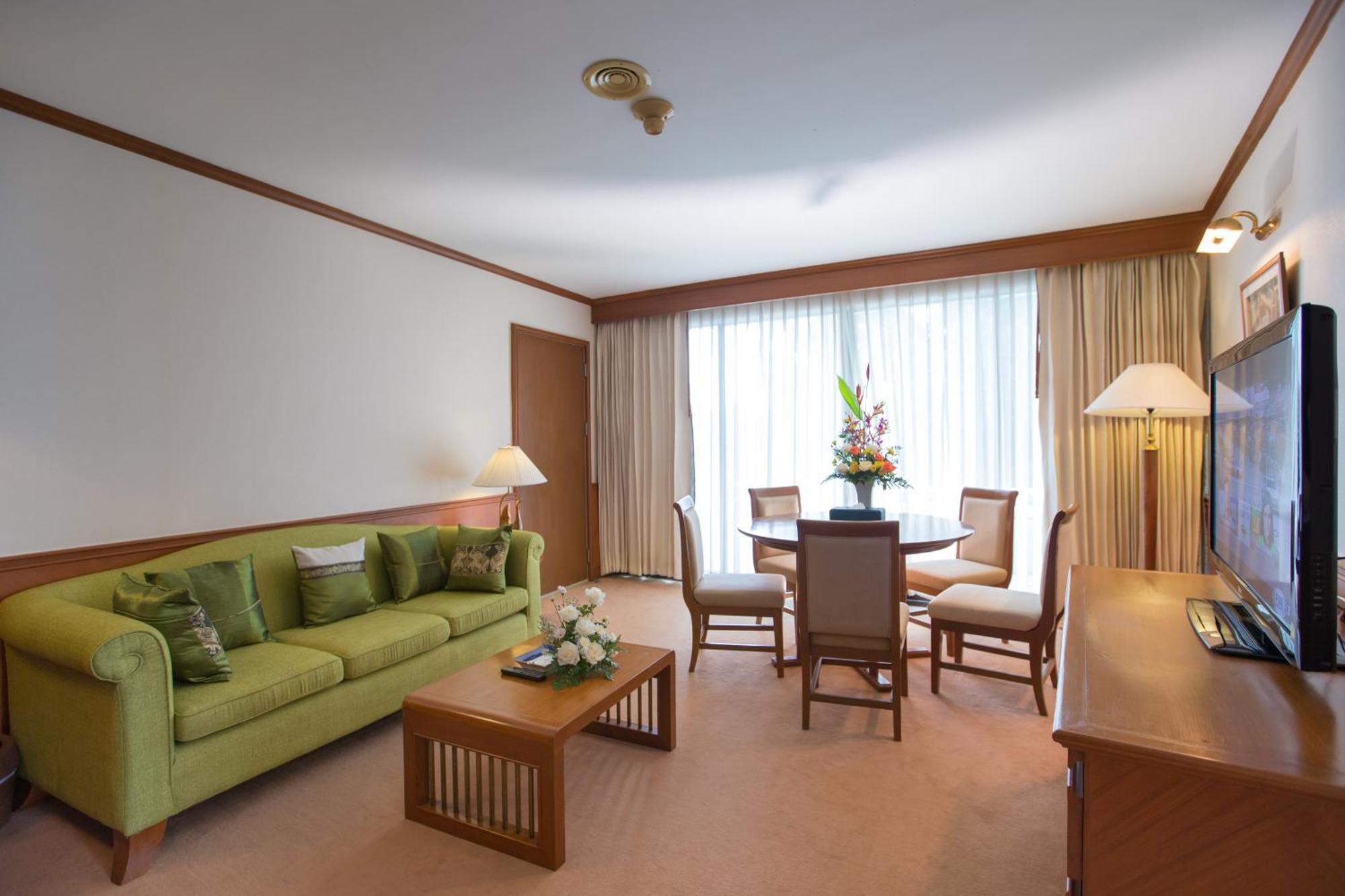The Royal Chiang Mai Golf Resort Ban Mai  Exterior photo